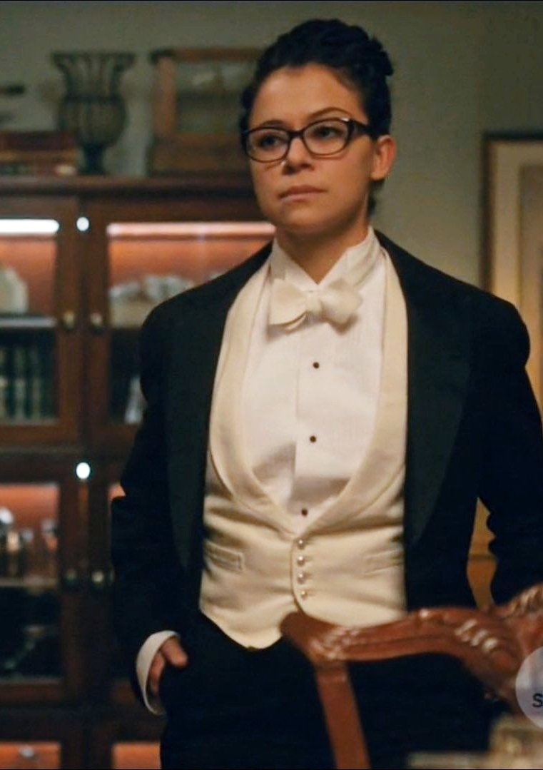 bestftatiana's tweet photo. Tatiana Maslany + suits https://t.co/qJjBFF9mZU