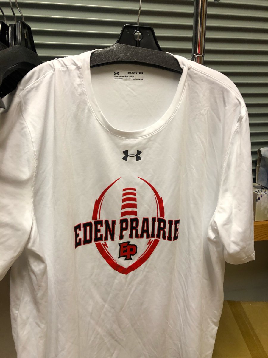 ephsboosters's tweet photo. 🚨🏈🚨 Are YOU ready for some football???
Boosters will be selling football gear TOMORROW (10/10) in front of the stadium home ticket booth from 10 AM - 2 PM.
We will have merchandise in sizes M - XXL in short sleeved shirts, shorts and hoodies. #ephsfootball #eaglesfootball https://t.co/Zw5LNRVYqu