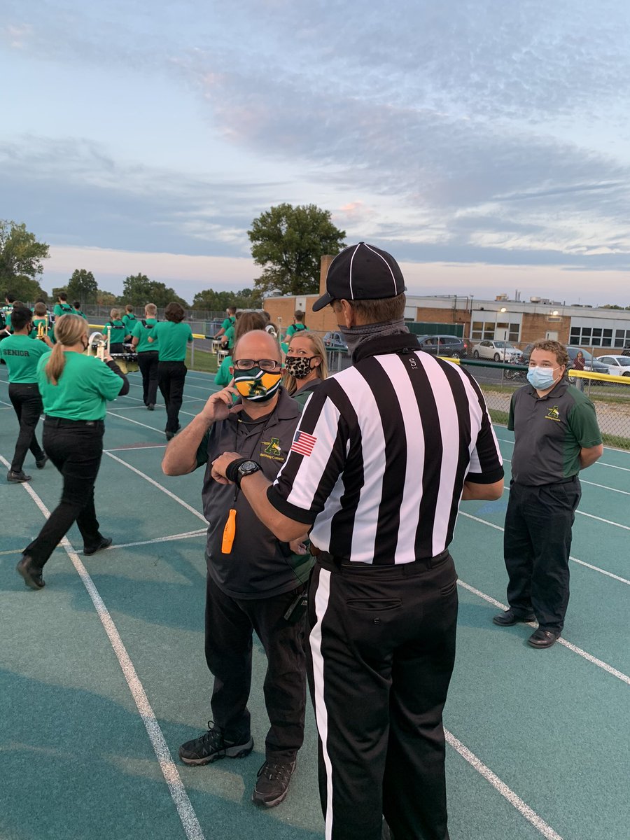 SteelePrincipal's tweet photo. Official for tonightโs game telling Mr. Barbaro our band is one of the best he has heard in decades of working many games!!! ๐บ ๐ฅ ๐ถ #TheMarchingComets #MusicalRockStars https://t.co/fDH9WnFLaZ