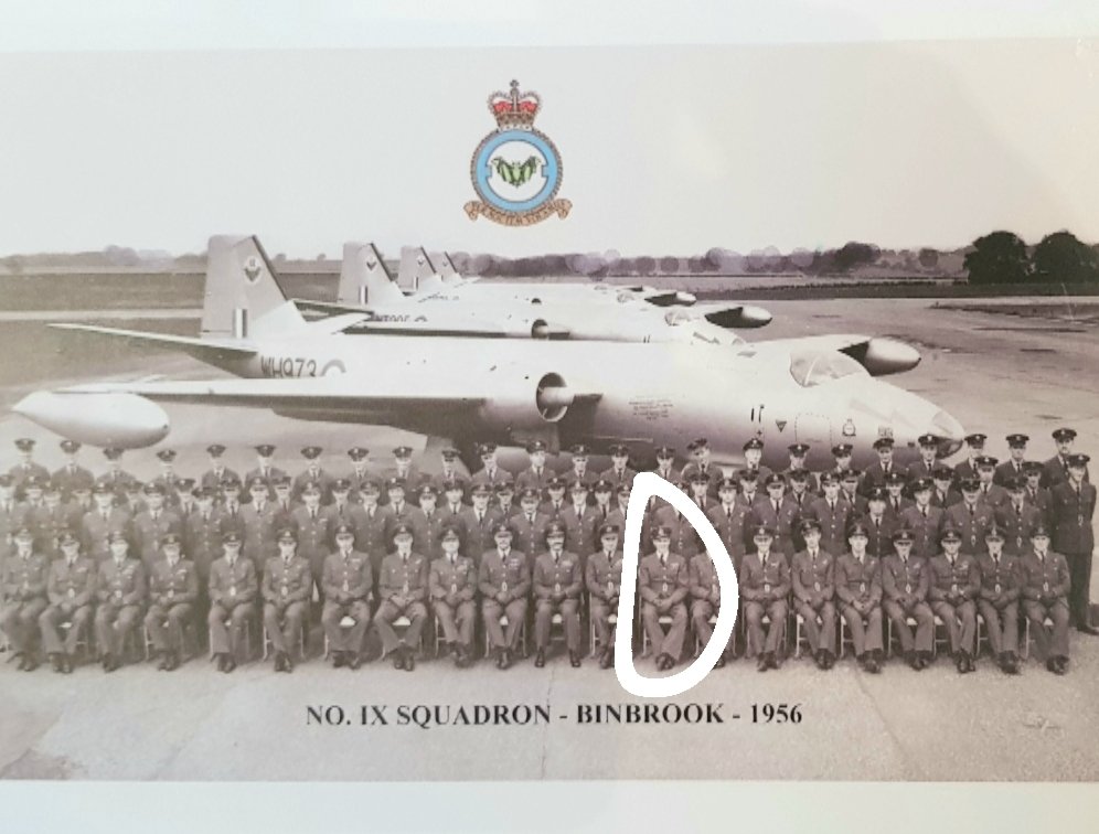DawnSunrise1's tweet photo. Historical group RAF photo.
IX Squadron with Canberras, Binbrook, 1956.
Second pic: that's my Dad, in the front row.
@IXBSqn @RoyalAirForce #aviationhistory #CanberraPilot #RAFpilot https://t.co/uvUDvhNPmP