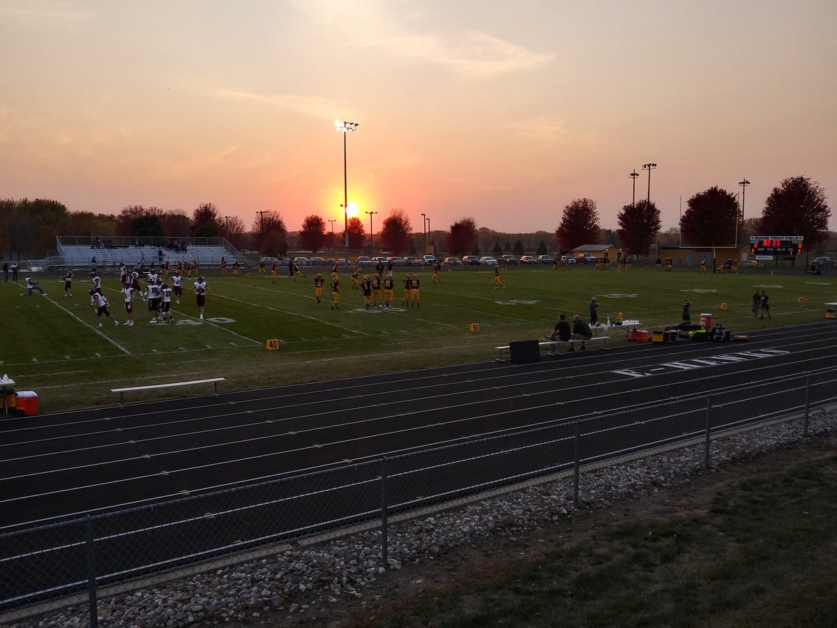 Y100FM's tweet photo. We are almost ready for Class 1A District 1 football as Emmetsburg hosts Western Christian.  Pregame 6:45 PM with the kick at 7 PM.  @ScottNSports and @RBerkland will provide the coverage on 100.1 FM
@ehawkathletics 
@ehawkpride https://t.co/5UolVtGf1e