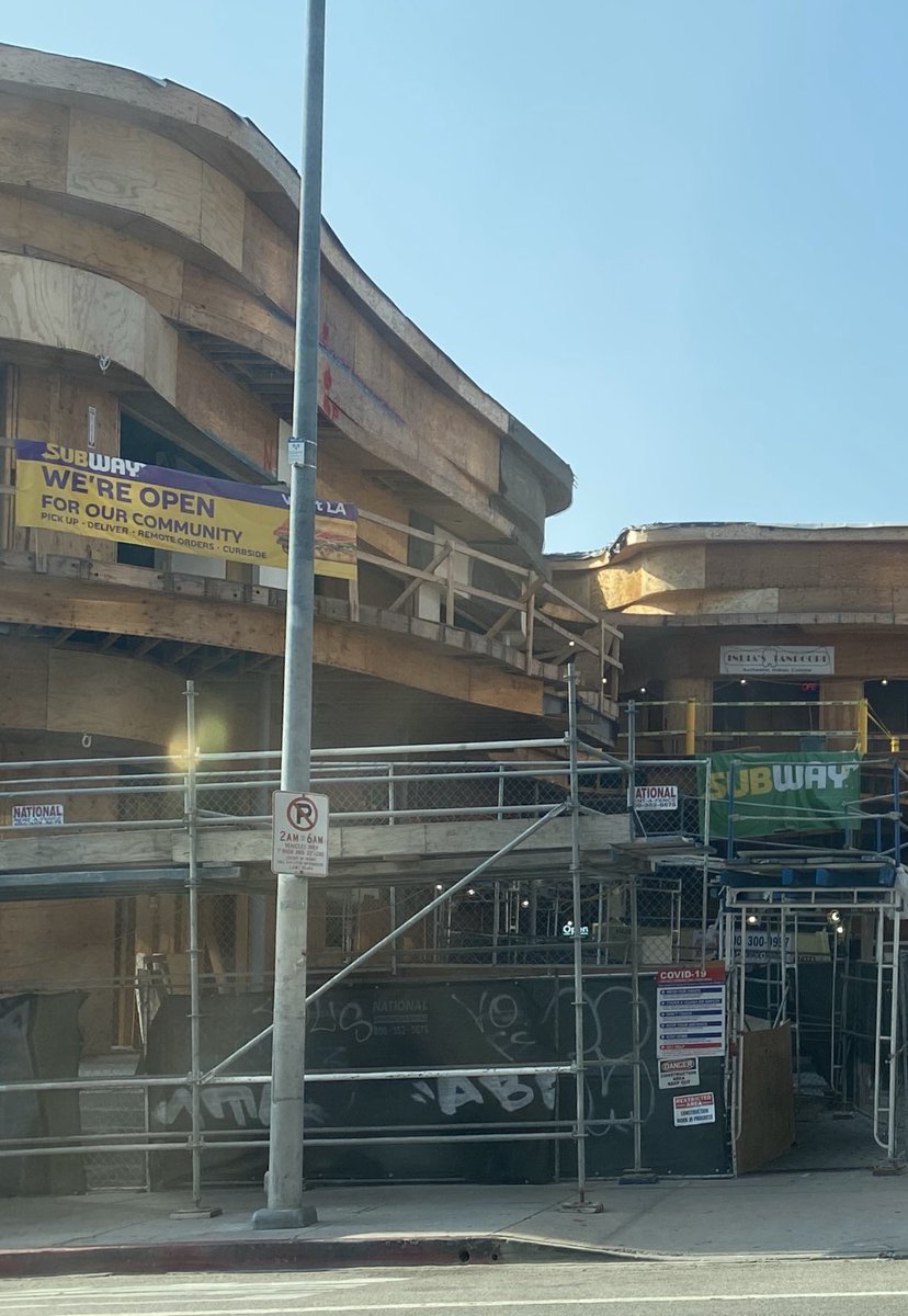 Tsperlz's tweet photo. Look at this 80’s action movie set piece you have to conquer to get a sando #openduringconstruction https://t.co/E94N80o9ar