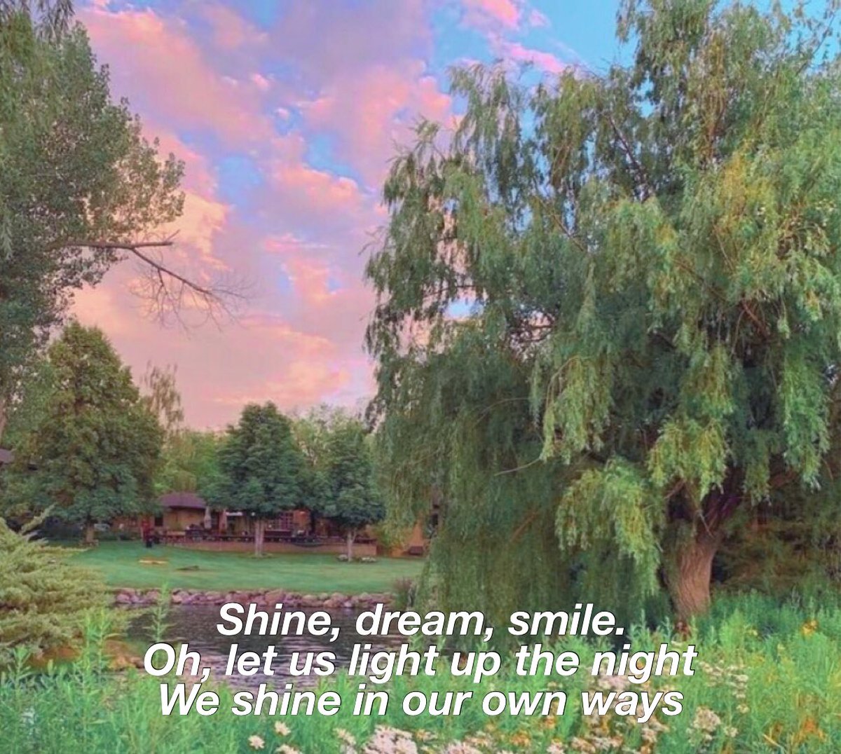 seoftjinne's tweet photo. (🔖) 1000 días con 𝑩𝑻𝑺.

Wow. . . llegaron a iluminarme cuando mas oscuro veía todo, en su propia manera y mágica de cada 1. Me hicieron creer en sueños que veía lejanos y ver felicidad en lugares que antes no podía.. hace mil días que mi vida es mejor. Vamos por mil mas. [♡] https://t.co/SRe4NbUcGx