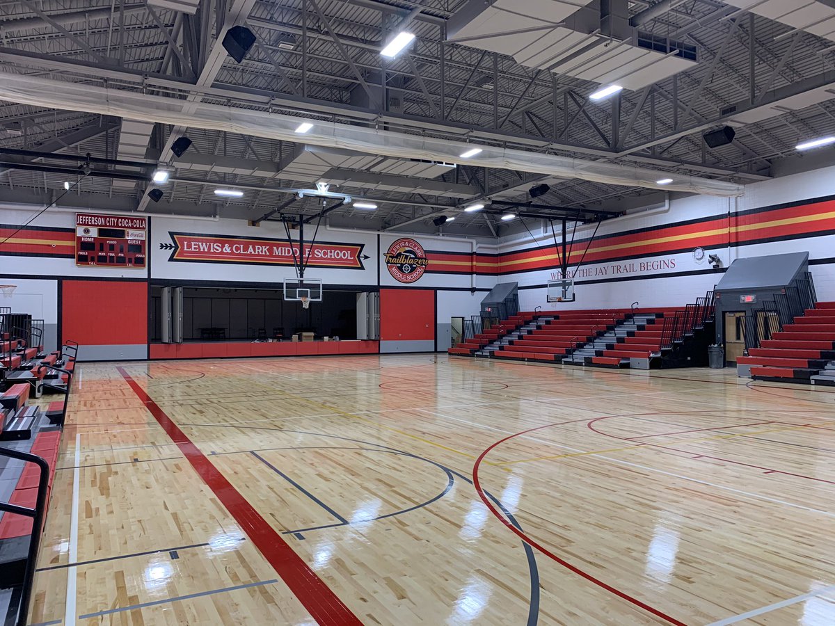 rktect_1's tweet photo. A couple of before and after photos of the @LCtrailblazers gym renovation. #jcschoolsprogress https://t.co/FPGeW4IjR2