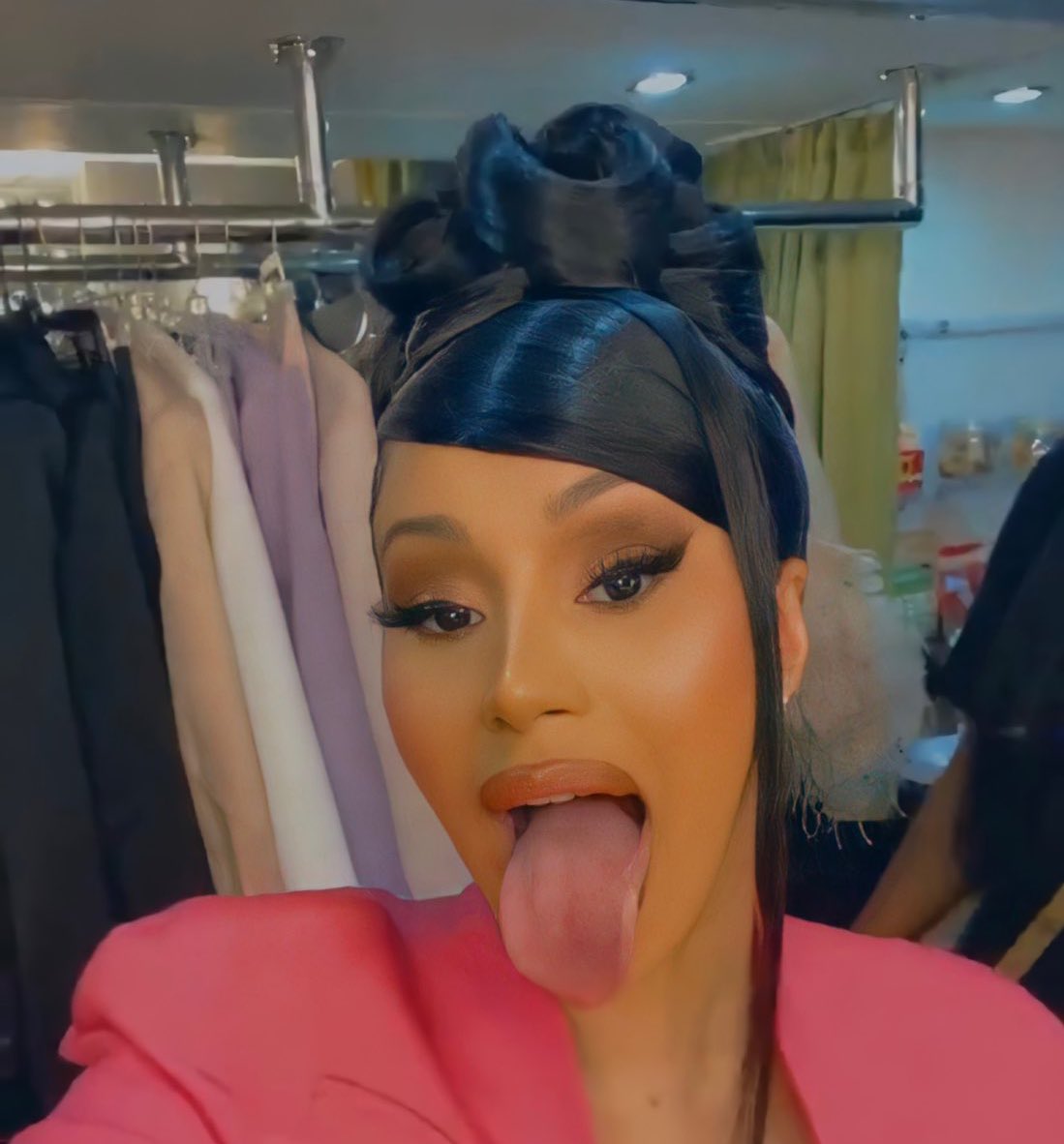 Keep voting for Cardi at the EMAs! She has a great chance to win multiple times this year but it’s up to US to do that for her. Click the link below to vote.

mtvema.com/artists/cardi-b