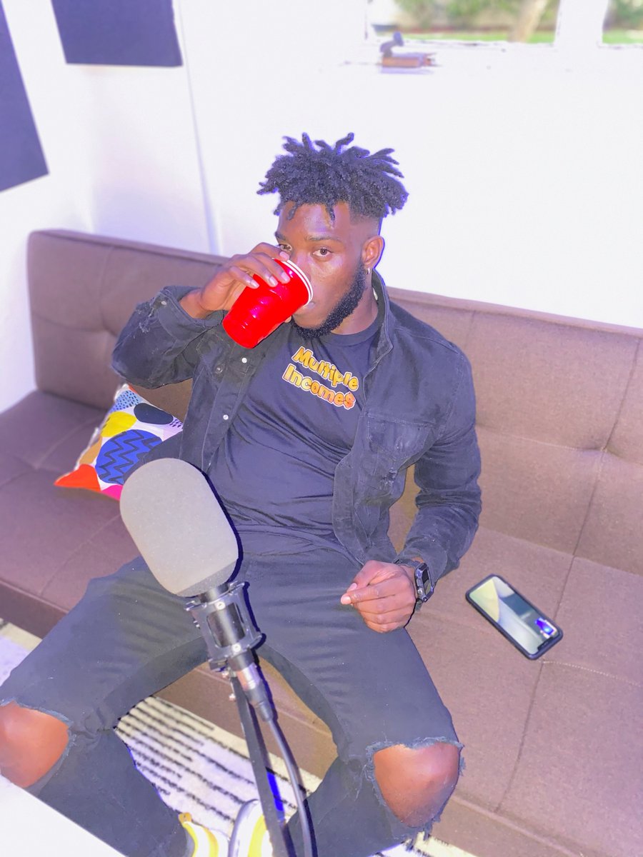 JayyArrDot's tweet image. I’m grown I ain’t making any new friends unless money involved. #UnpopularOpinionPodcast #MultipleIncome$