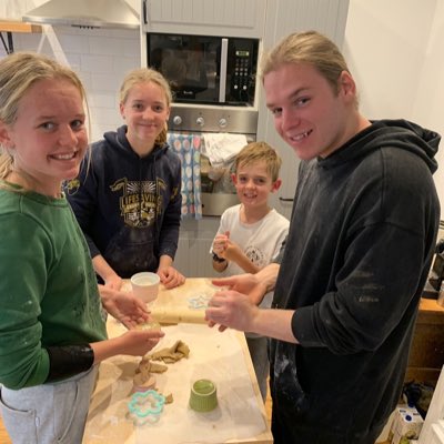 WoopImBack's tweet image. #NewProfilePic