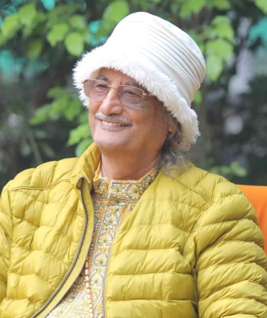 airtel_er's tweet photo. 🥀आनंद-गीता🥀 
कुछ  तो  उजियाला  होगा  ही, 
माना    घनघोर   अंधेरा   है। 
चाहे   लंबी   हो   रात  बहुत, 
होता    अंततः    सवेरा    है। 
इसलिए  न  तुम  हिम्मत  हारो, 
कुछ  नहीं  तो  खुद  दीपक  बारो। 
अथ  ज्योतिं  शरणं  गच्छामि, 
भज #ओशो शरणं गच्छामि।। 
  -सद्गुरु
@SiddharthAulia https://t.co/LBjhknxNyD