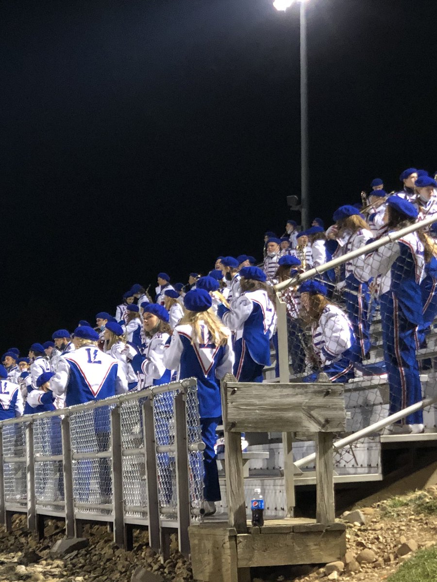 BuckerfieldMr's tweet photo. #RockedEm on and off the field! Go Blue Streaks! https://t.co/Nwc9Htl4Bt