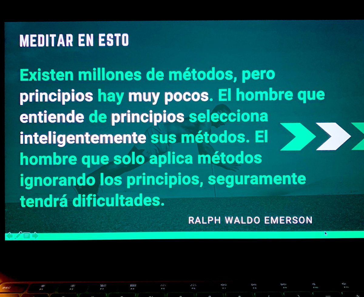 RoyAraya's tweet photo. Tener un sistema que se va base en principios te va a permitir poder integrar de la mejor manera lo que estudiaste y vas a seguir estudiando. Ojo definí bien los principios bajo los que te vas guiar y ser abierto para adoptar de los mejores para que tu sistema crezca. #sistemas https://t.co/A7LGrkdCET