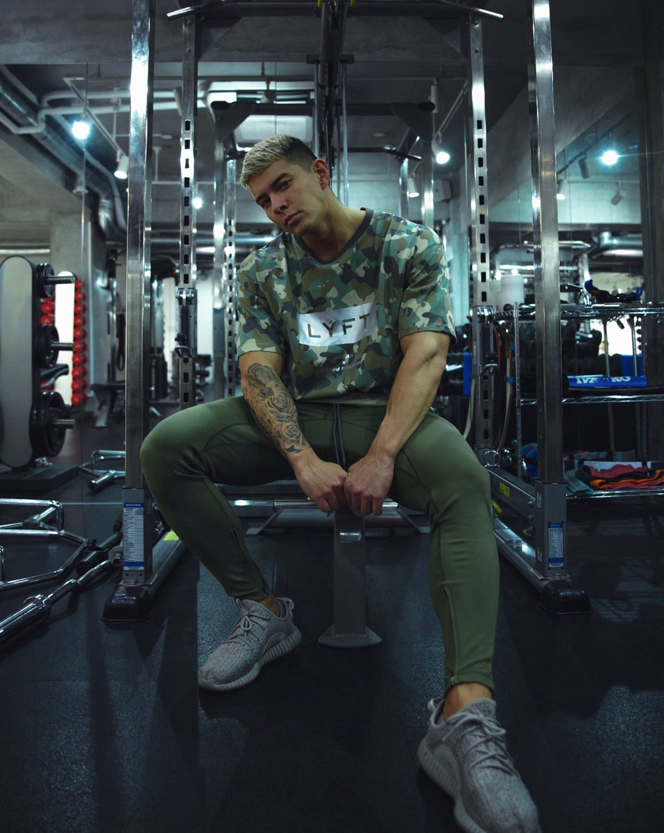 上下　BORNTOLYFT エドワード加藤 リフト Jacket Track