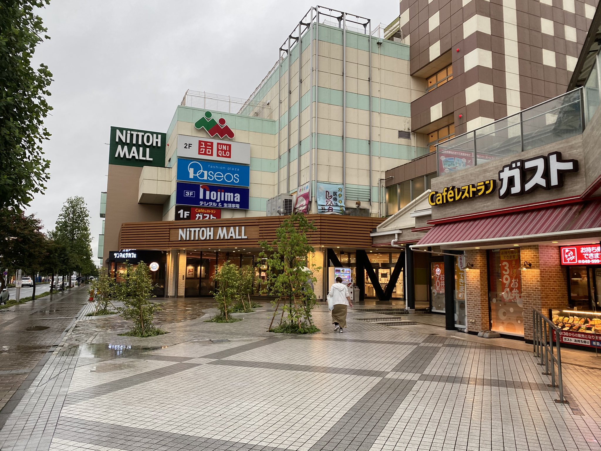 Ein Hander Twitter પર ソユーゲームフィールド熊谷店 埼玉県 熊谷市 熊谷駅 東口 ティアラ口 より徒歩5分 ニットーモール4f サテライト3台の半専用空間 待ちイス設置 メンテナンスはセンター筐体にラグあり またサテライト3台とも強めの照明反射あり