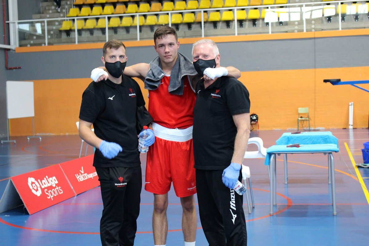 WelshBoxing's tweet image. Congratulations to Colin Jones - awarded an MBE in the Queen's birthday honours list for services to boxing. 🏴󠁧󠁢󠁷󠁬󠁳󠁿🥊

In true Colin style, today he will be cornering Ioan Croft in the Boxam Final in Spain!