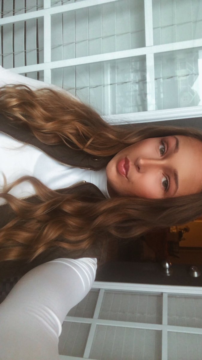 FINOLIOOOO's tweet photo. Oh hi https://t.co/4mwWjSWUWi