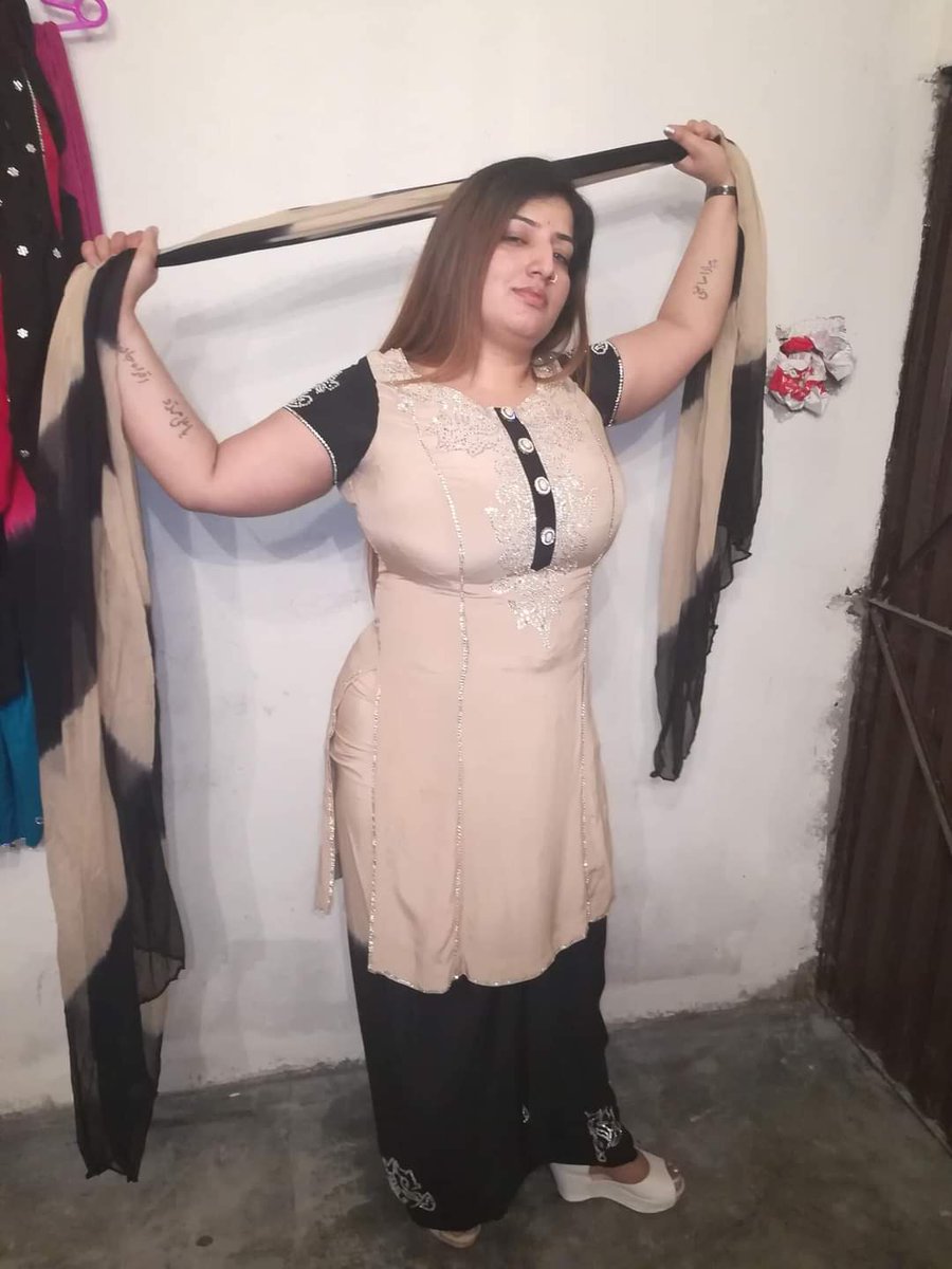 Men lezbiyen pissing porno bilardim Porno shou musobaqalari