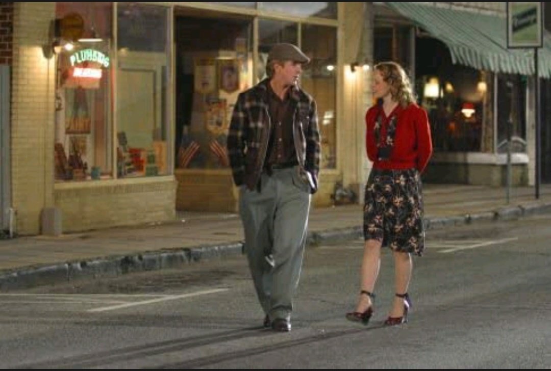 9) The Notebook (2004)" If you're a bird, I'm a bird"Behind every love there is a story (forget the great), the notebook is romantic melodrama that has its moment I guess8/10