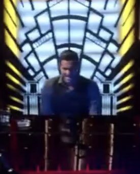 Lucifer’s wardrobe in 4x01 Everything’s OkayThis one is insane. Poor Tom had to go through 13 wardrobe changes for the Creep scene