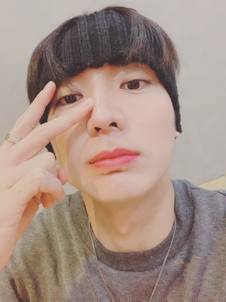 CUBE_PTG's tweet photo. [#유토] 10시 10분에 만나요😁😁 https://t.co/TxMZ3PE04W