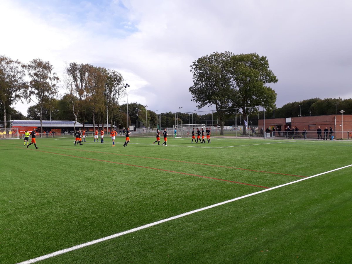 HHC_Beloften's tweet photo. Jaaaaaaa!!!! 4-1 Egbers!!! Dit moet toch de beslissing zijn?!?! #hhcons https://t.co/0t5FMt0Q0a