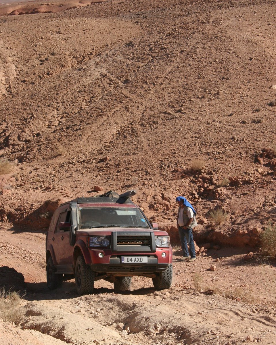 FALKNuk's tweet photo. Rough roads ✅a dirty D4 ✅ProSpeed roof rack ✅ https://t.co/iGeFe36QXZ
