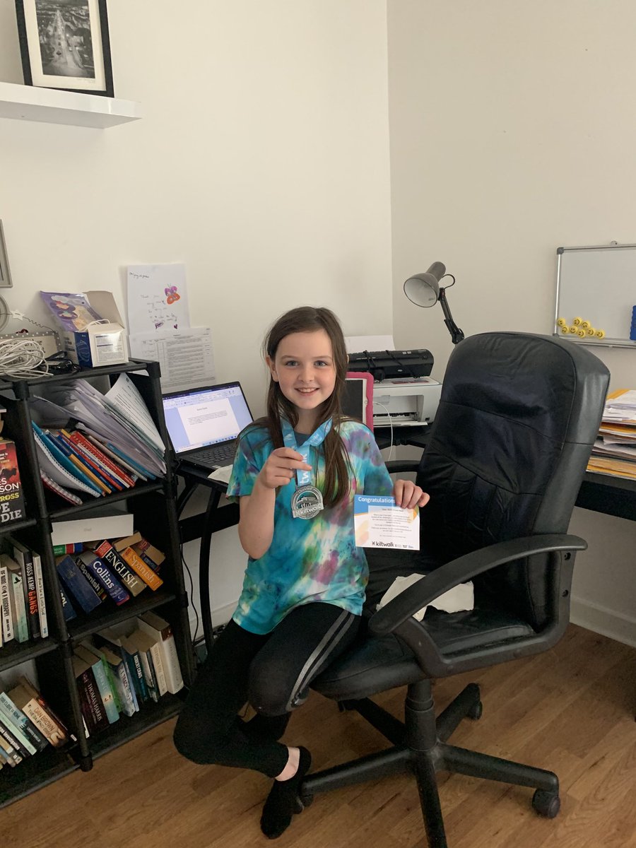 Elaine Robinson tweet media