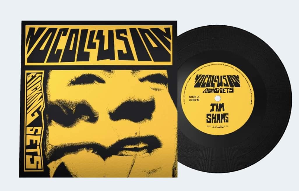 NOCOLLUSIONBAND's tweet photo. We've got a batch of Sticking Sets on vinyl first pressing left to sell for anyone who didn't get a chance to pre order.

This weekend is also your last chance to pre order the No Collusion hoodies. Get one before it's too late!

Email irenepender@hotmail.com to order, thanks hi! https://t.co/dlbC882W6Z