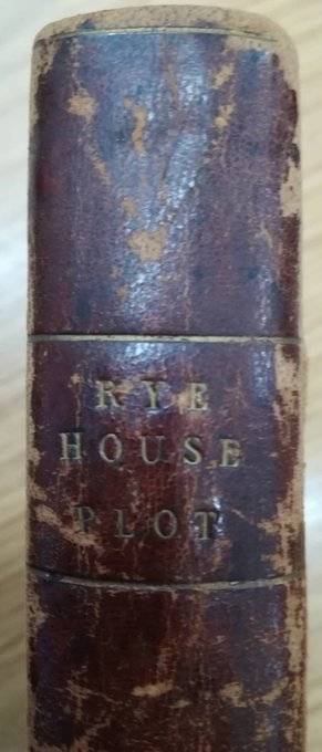 HertsArchives's tweet photo. #DYK you know you can find historic texts in our library catalogue? https://t.co/TzQnjZ2oyo
Like this 1665 account by Thomas Spratt on the Rye House Plot, (plan to assassinate Charles II & his brother James)
#Rarebooks #LibrariesWeek #RyeHousePlot @HertsLibraries https://t.co/bLBLPIyWp5