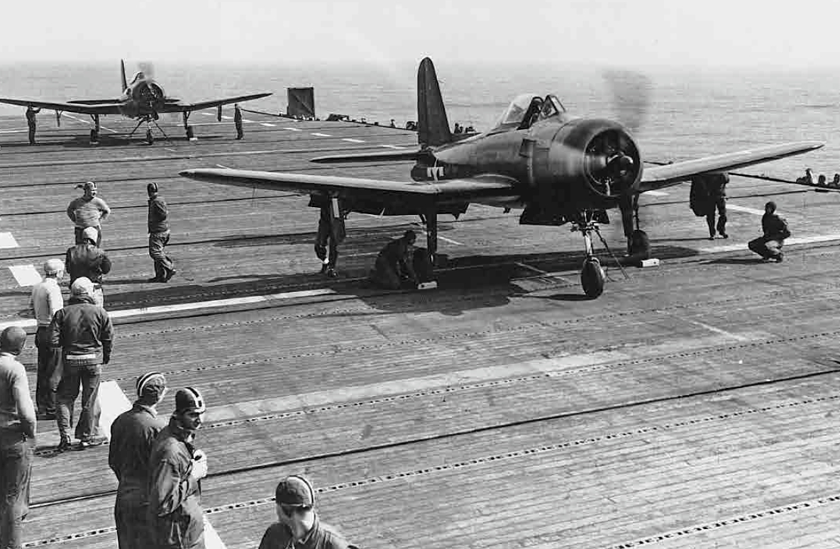 In the case of the Fireball, the US Navy were aware that early turbojets needed extremely long runways and powered up slowly. Given the Navy's distinct lack of carriers two miles long this was a drawback for naval operations.