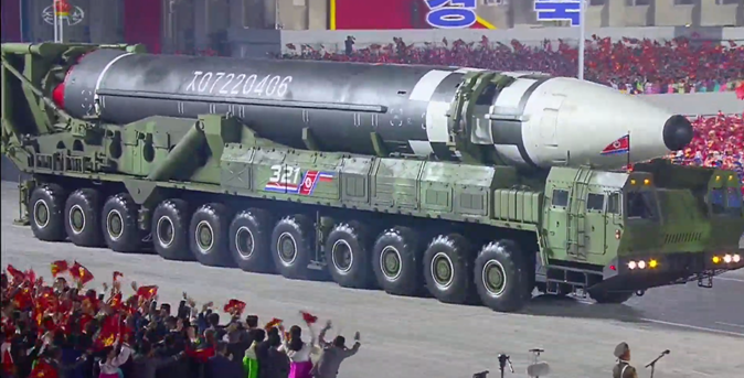 And the big reveal...A new ICBM (based on Hwasong-15 1st stage)...with a new heavy TEL