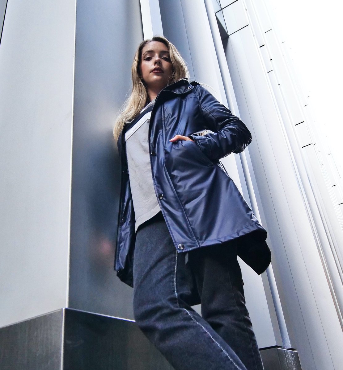 zeluslondon's tweet image. Up and at them.

#zeluslondon #zlclub #stormbender #StormIsComing #ambassador #raincoat #supercoat