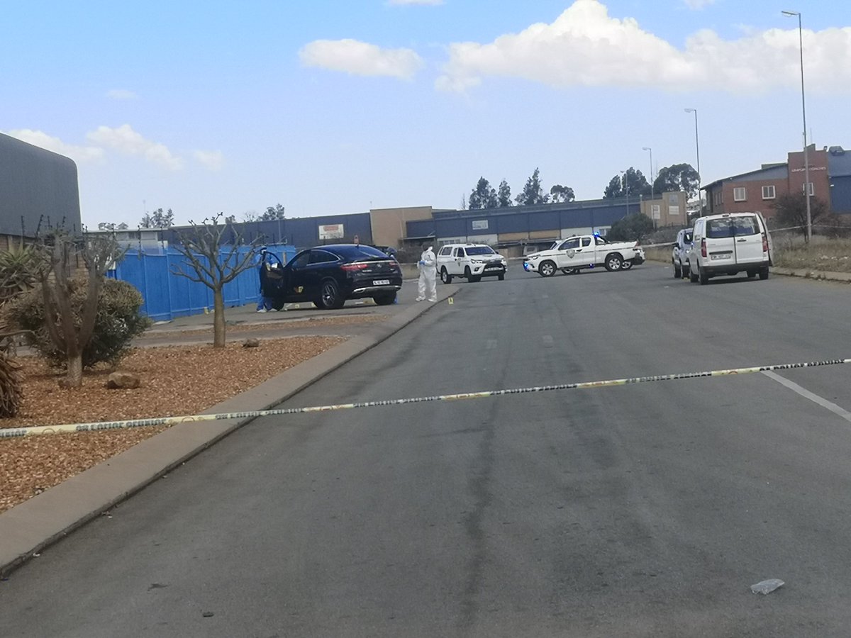Two ladies were shot and killed execution style  inside their black mercedes benz  in Polokwane earlier on.The ladies who are from Midrand in Gauteng were busy viewing a warehouse space when three armed men approached them. They  shot and fled the scene  in  a getaway car