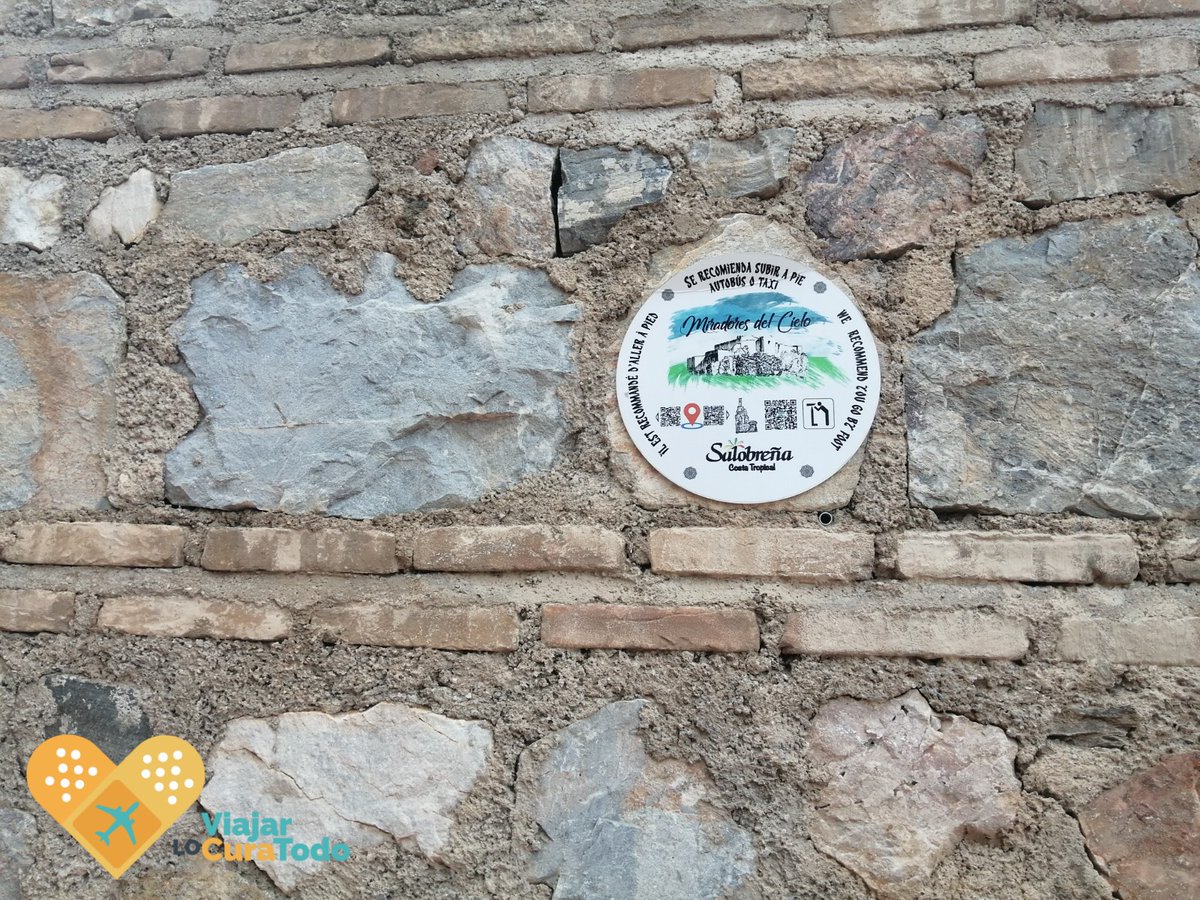 viajarlocura's tweet image. La red de Miradores del cielo nos permite ver #Salobreña desde lo alto,aunque no sin (algo) de esfuerzo 🥵Pero merece la pena, creedme 😘Desde el castillo al mirador de Enrique Morente al atardecer. Y si no te apetece andar, siempre te quedará la terraza del MIBA😏 #ViveSalobreña