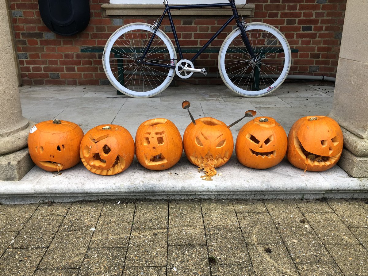 LWC_SchoolHouse's tweet photo. @LWC_SchoolHouse @LWC_Gosden we had a winner! Girls won free tuck. But which would you have voted for? #Halloween #LWCboarding https://t.co/VddSDNRpmB