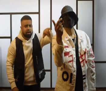 Simply_Bhangra's tweet image. Taken from his debut production album #ALTREGO, #NOOPSTA aka Anoop Singh brings you this super catchy commercial track #JeeKarda with vocals from J-MAN and @ezuworld  penned by #GauravGhai who is also known as GHAI TERA. 

simplybhangra.com/bhangra-videos…

@MANJmusik @NindyKaur #Bhangra