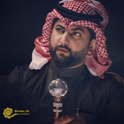 أحب اللغة العربية بكل أحوالها إلا اني اعتب عليها في شيء واحد (ضمير الغائب)  فلا أظن ان للغائب ضمير 

فخــــــــــــــــامة