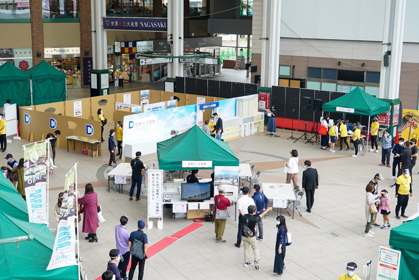 長崎市役所総合公式 いよいよ開業まであと1年 出島メッセ長崎開業前イベント開催中 今日と明日 かもめ広場 とベルナード観光通り 浜市商店街の２会場で開業1年前イベントを実施しています それぞれの会場は トゥクトゥクに乗って行き来することが