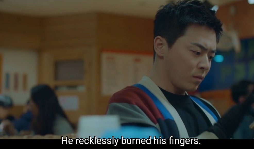 Of course, Songhwa knew the reason Ikjun's​ hand hurtShe​ immediately answered to Junhwan's questions, even though Junhwan asked Ikjun