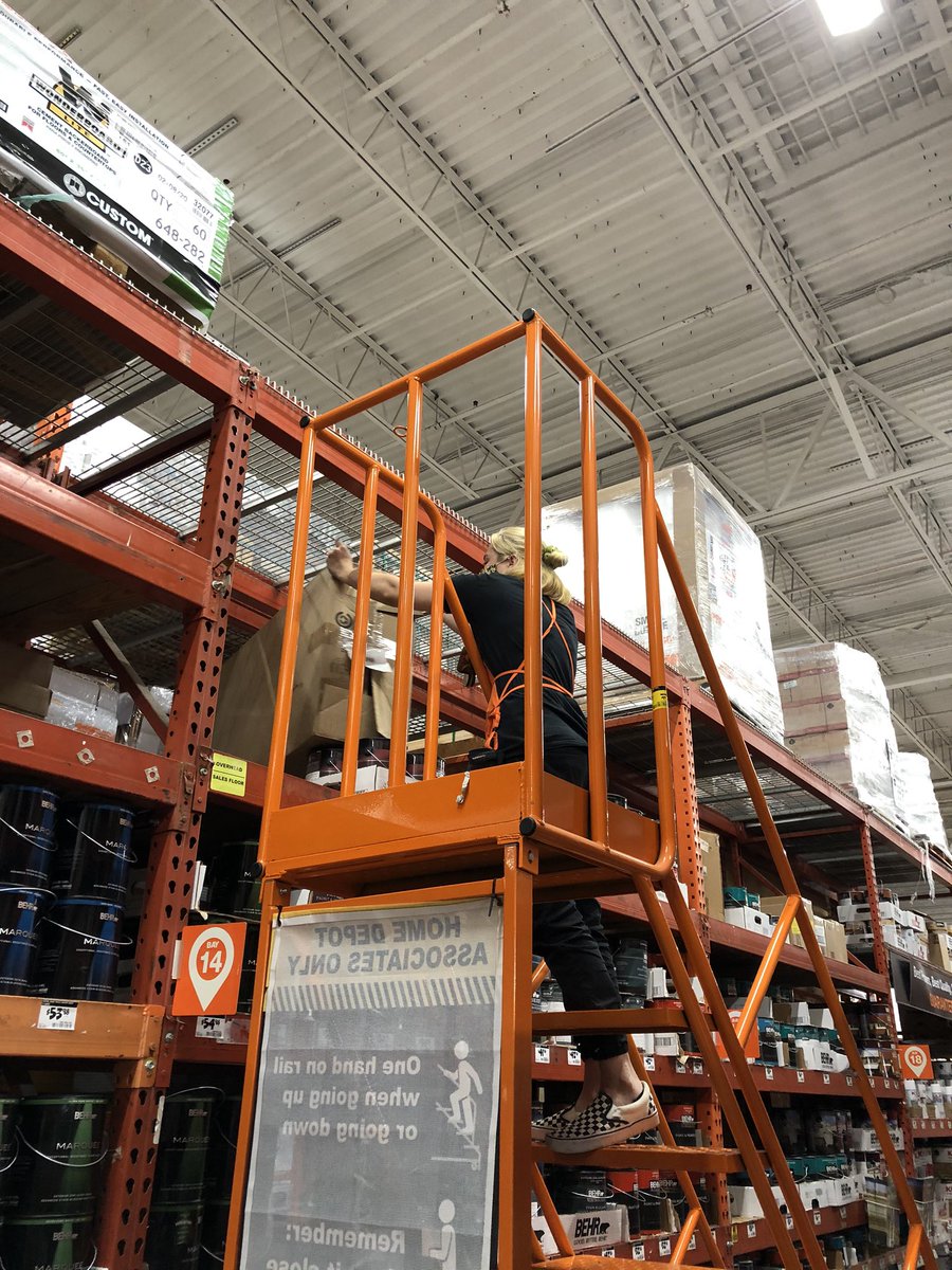 PhilW0243's tweet photo. Nisha Always Pays Keen Attention to Detail! She Enjoys Organizing the Paint Bay Overheads So It Makes It Easier For Our Department... #TeamPlayer #Reliable #Superstar💫💫💫⭐️ https://t.co/hih1yLN5LW