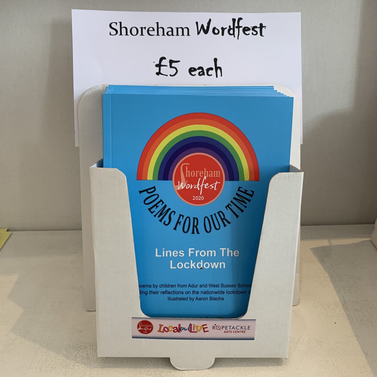ShorehamArt's tweet photo. Shoreham Wordfest ‘poems for our time’ books now on sale @ShorehamArt come support your local community #wordfest #shorehamwordfest #poems #poembooks @LoveShoreham @Shoreham_Herald @SussexLifeMag @Wordfest_by_Sea #shorehambysea https://t.co/c9Gy3VXcqm