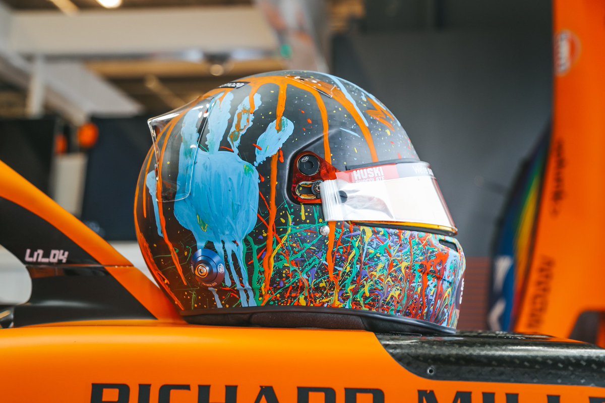 LandoNorris's tweet image. Hopefully this will give one person out there the confidence to chat to their family, friends or whoever they feel confident doing so 🧡