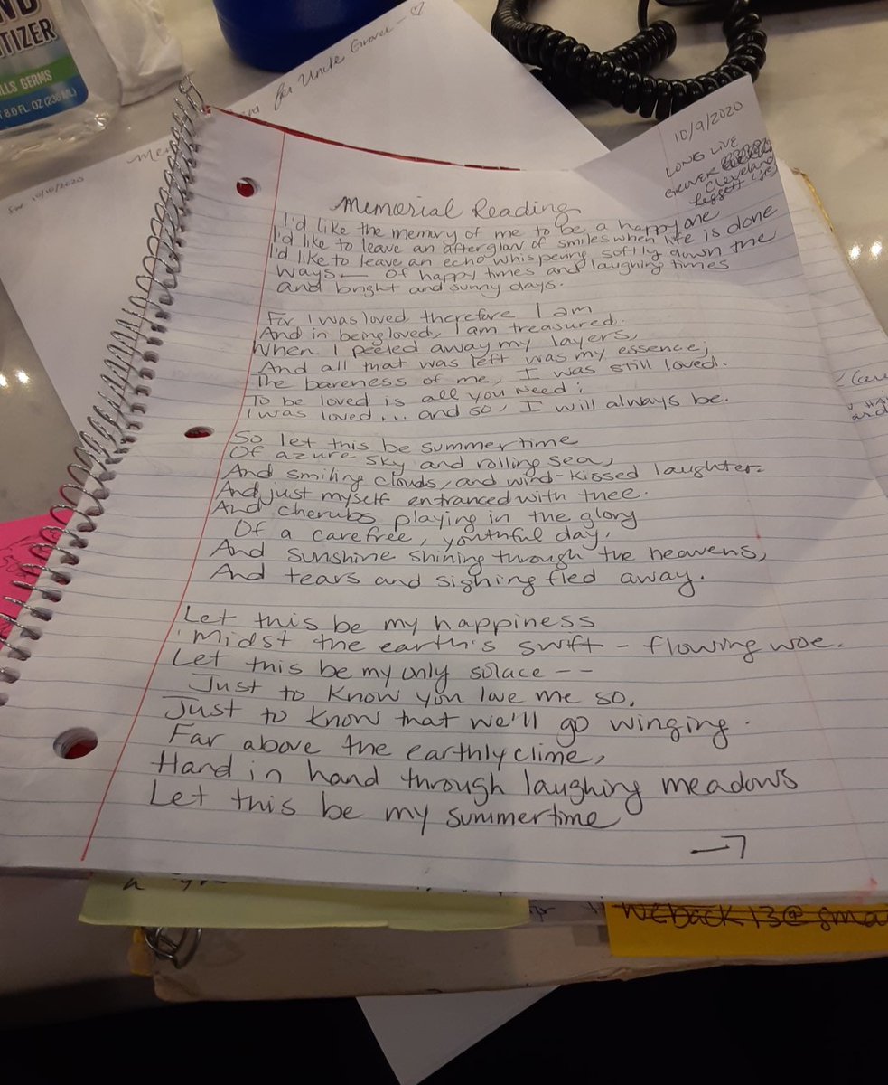 MinnieMazzerati's tweet photo. Meanwhile: My cousin "Rah" surprises me... when I assumed me recording myself reciting the poem was enough.

"No, Yaz- I made you record for a contingency....but I need your support-- to read it LIVE for the service."

Oh okay
*What the hell?!*

"You've got this, Yaz"
🥴

Ok.😱 https://t.co/xhnsRlUI03