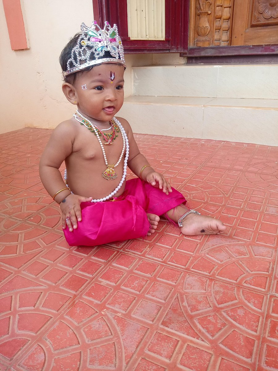 uthran56's tweet photo. @karanacharya7  

Hi sir coming 29th her birthday, can you please do something for her 💜 https://t.co/R9q8SkJkah