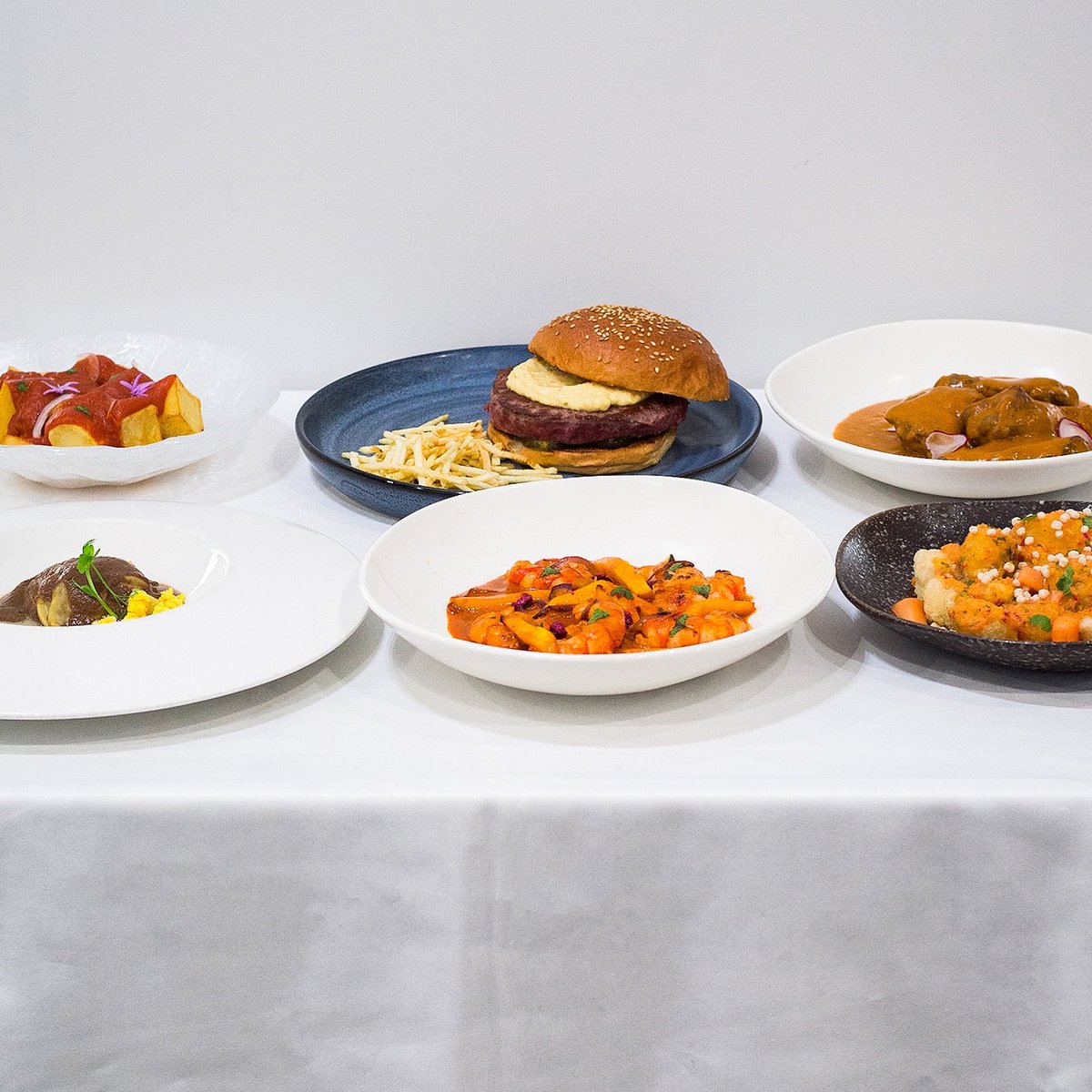 Es sábado, el cuerpo lo sabe y nos pide mesas llenas de propuestas irresistibles y sabrosos platos. 

¡No te lo pienses y vente a La Cava a disfrutar del fin se semana!