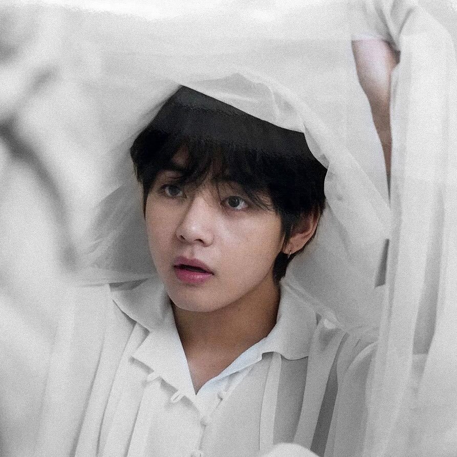 taehyung as pictures from nasa  - a thread  #MapOfTheSoulOne