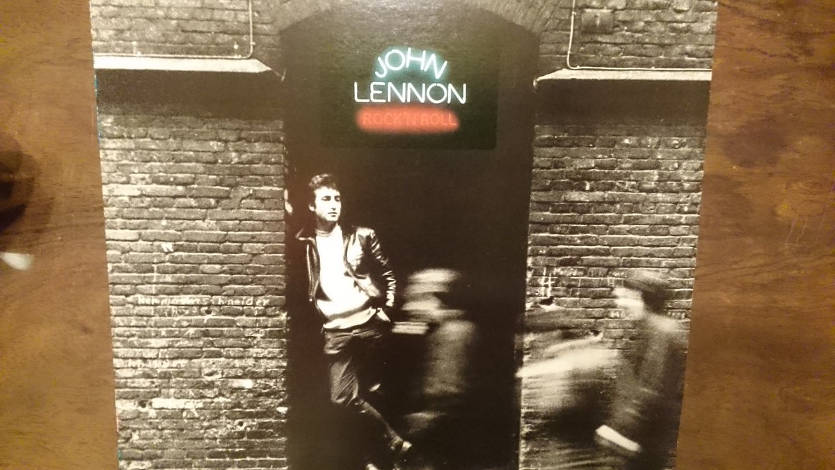#LENNON80
昨日、10月９日はジョン・レノンの80回目の誕生日ということで、LP「ROCK’N’ROLL」を取り出して聴く。ライナーノーツの最後に「この作文をオノ・ヨーコに。一年B組 内田裕也」とあって中々イケテイル。