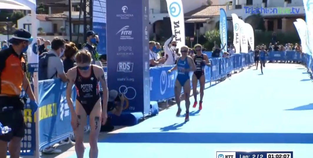 An incredible performance from @beth_potter sees her secure silver🥈 in the 2020 Arzachena World Cup! A massive congratulations to her 👏 #ArzachenaWC @worldtriathlon