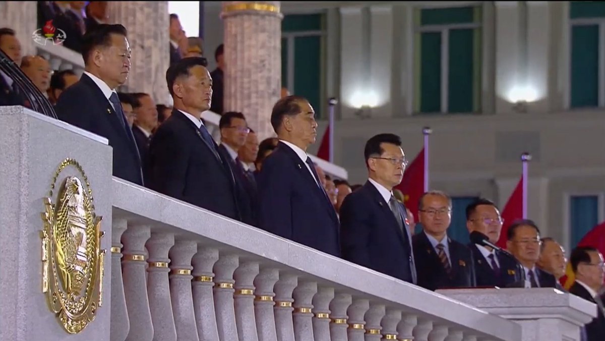 No masks or social distancing at North Korea's military parade among participants, leaders, or spectators.