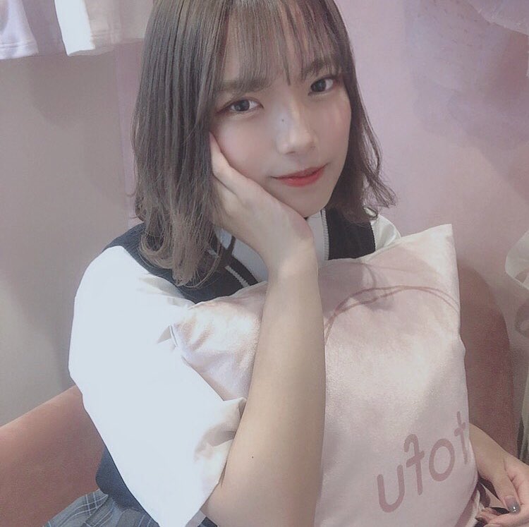 nil_xor_nil's tweet photo. お願いがあります😳

お友達がミスコン出ているので、cheerzってアプリからいいねを押して欲しいです😳

ついでにこのツイートもいいねRTしてくれると嬉しいです😳

https://t.co/d3nOVK1TfL https://t.co/mEUNNANGqb