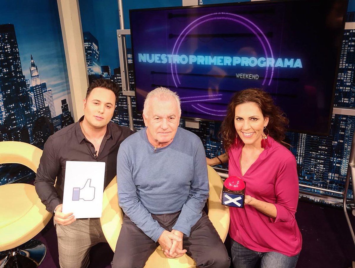 DejateTV's tweet photo. 🔴 EN DIRECTO ▶️
#NuestroPrimerProgramaWeekend con @BarbaraCaffarel y @jorgecastanotv entrevistando a @VictorManuel_Of
📺Ya en #TDT, #Apps y #online en https://t.co/l0A8l1COfD https://t.co/8Fcp4wUkNZ