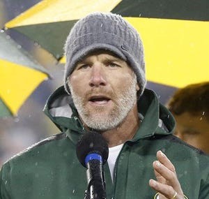 Happy Birthday to Greenbay Packer Brett Favre!! 